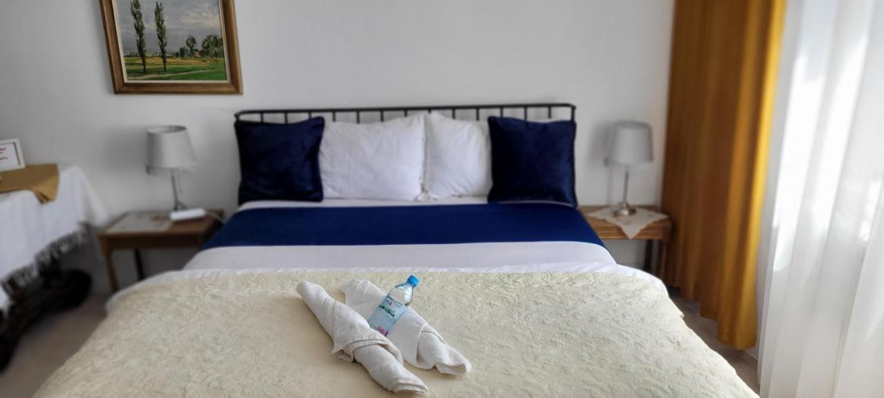 Apartamento Garsoniera C&L Petroşani Exterior foto